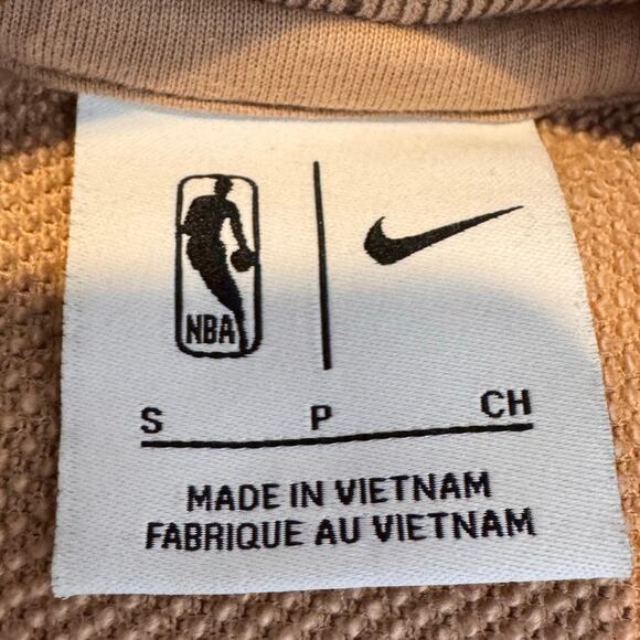 Nike Standard Issue City Edition Boston Celtics Hoodie - Size S - Picture 7 of 7